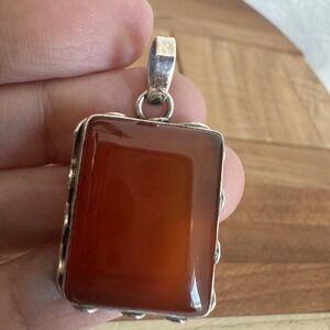VTG Artisan Crafted Pendant 1.5 Inch Red Orange Carnelian Agate Sterling 9.0g